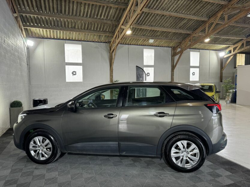 Voiture PEUGEOT 3008