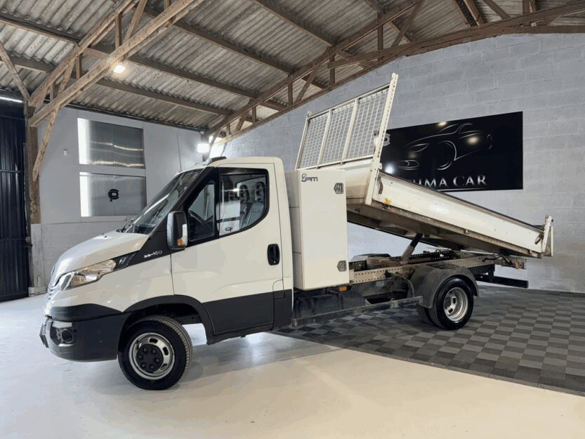 Voiture IVECO DAILY CCB