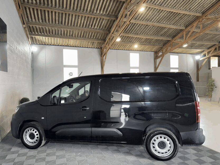 Voiture CITROEN BERLINGO VAN