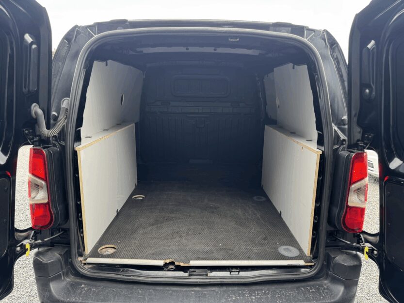 Voiture CITROEN BERLINGO VAN
