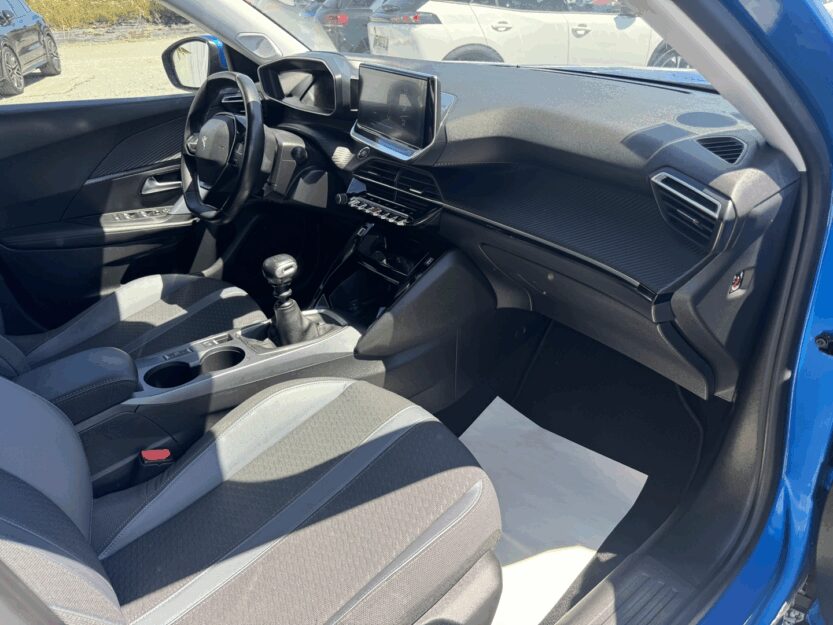 Voiture PEUGEOT 2008