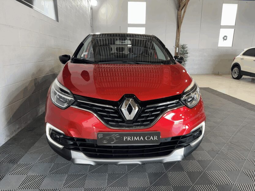 Voiture RENAULT  