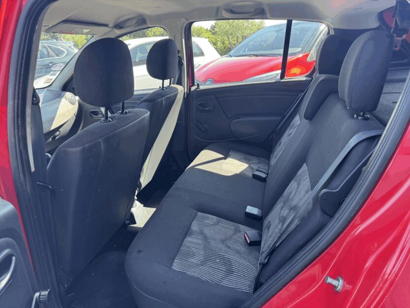 Voiture DACIA SANDERO