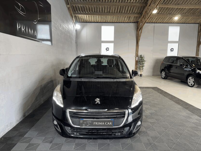 Voiture PEUGEOT 5008