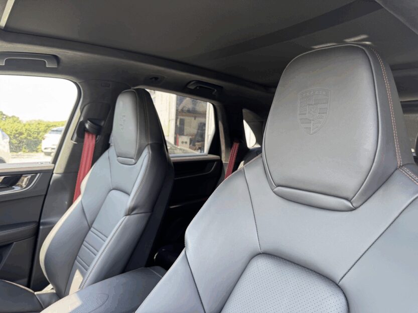 Voiture PORSCHE CAYENNE