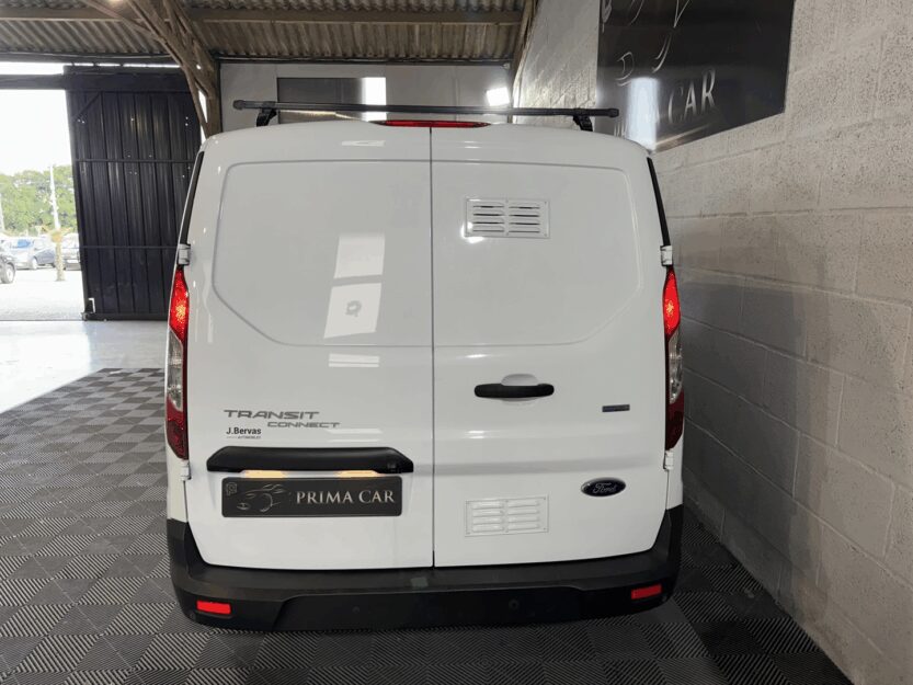 Voiture FORD TRANSIT CONNECT