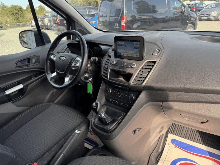 Voiture FORD TRANSIT CONNECT