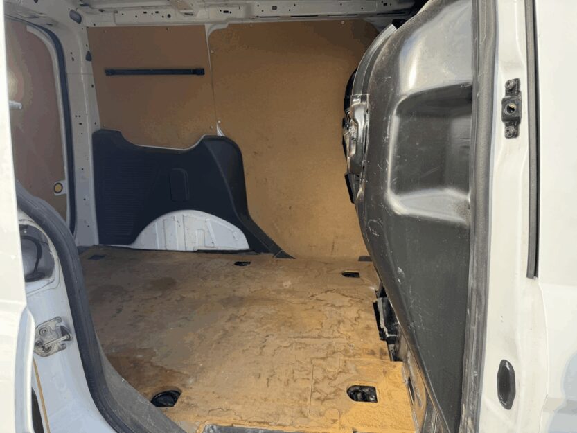 Voiture FORD TRANSIT CONNECT