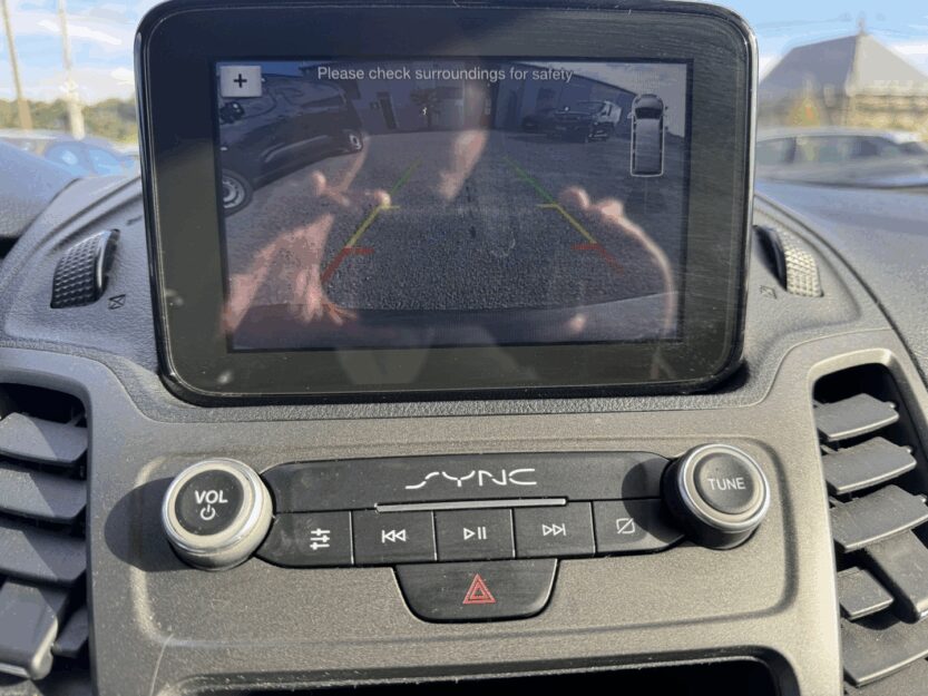 Voiture FORD TRANSIT CONNECT