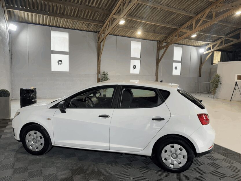 Voiture SEAT IBIZA