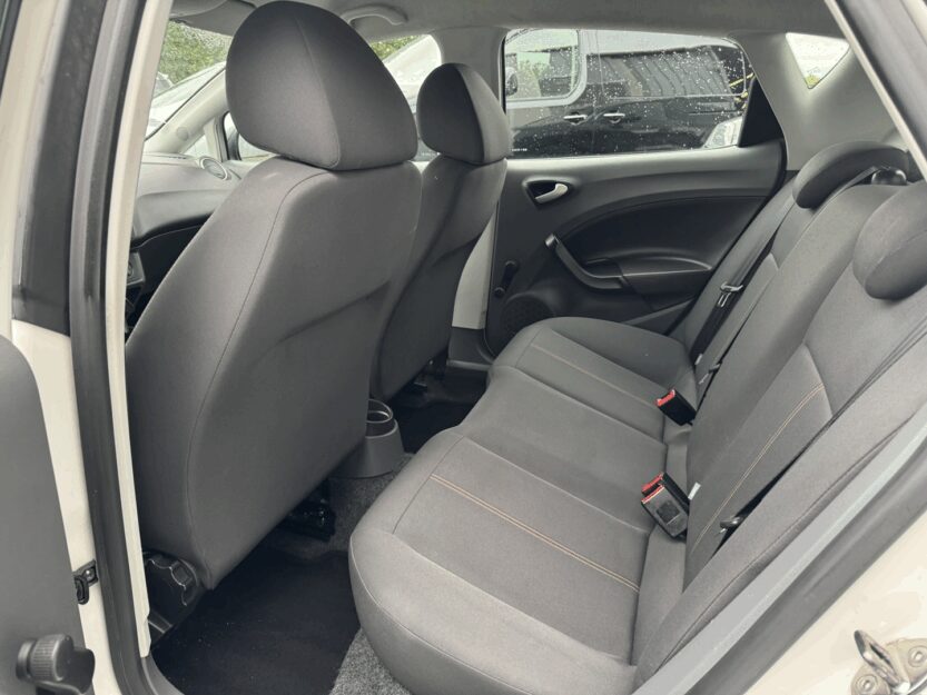 Voiture SEAT IBIZA