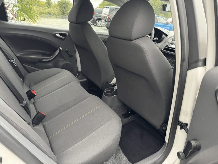 Voiture SEAT IBIZA