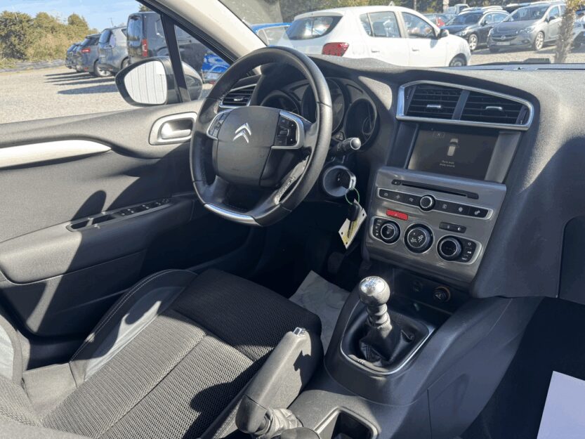 Voiture CITROEN C4