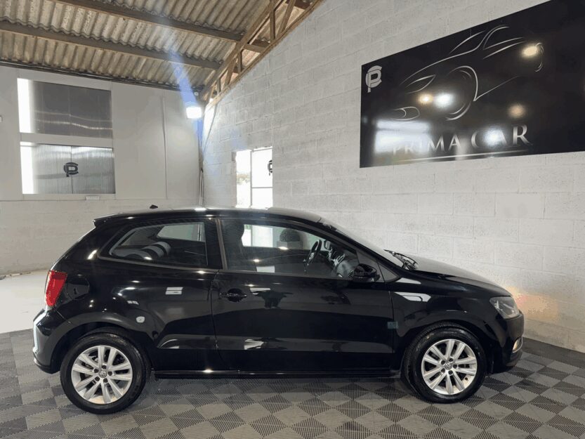 Voiture VOLKSWAGEN POLO