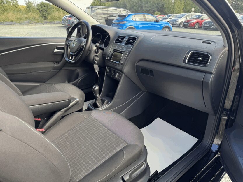 Voiture VOLKSWAGEN POLO