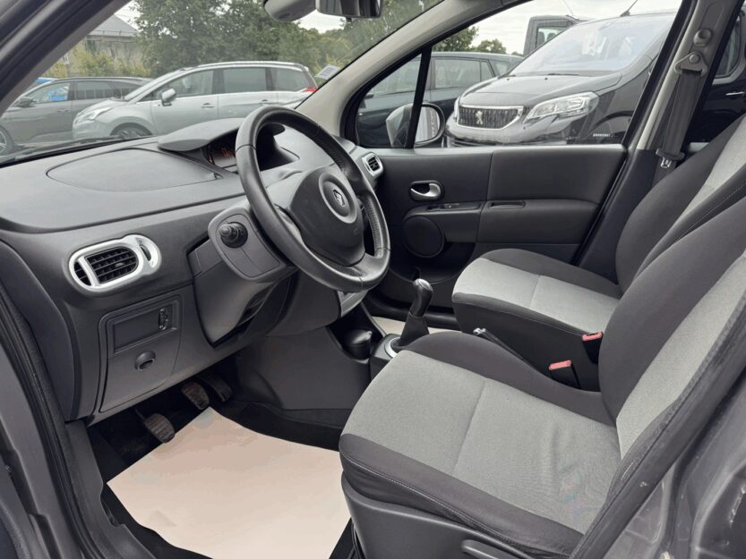 Voiture RENAULT GRAND MODUS