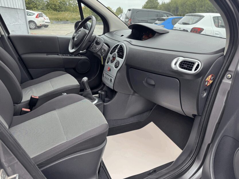 Voiture RENAULT GRAND MODUS