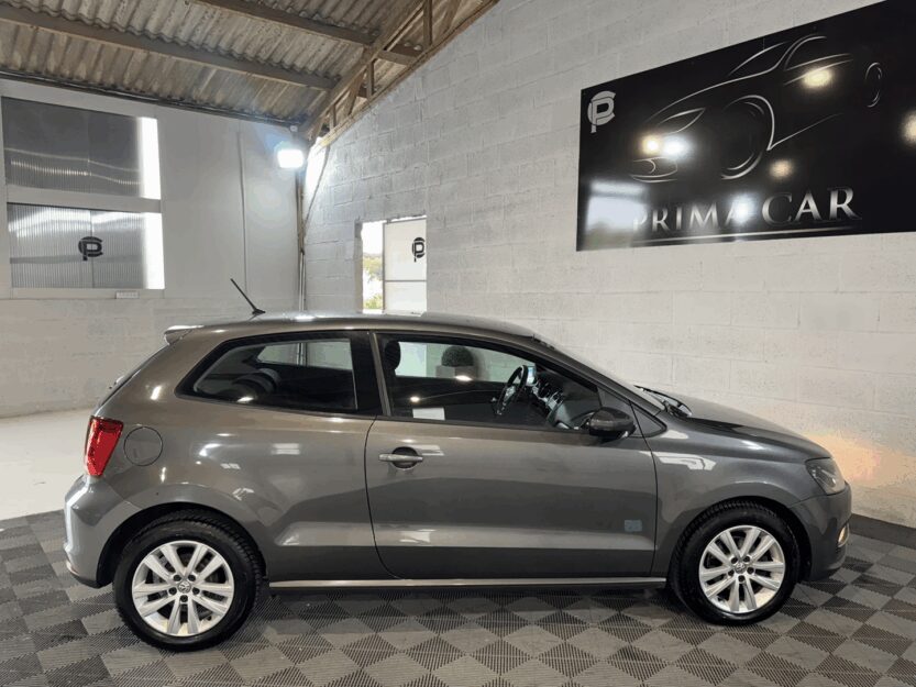Voiture VOLKSWAGEN POLO