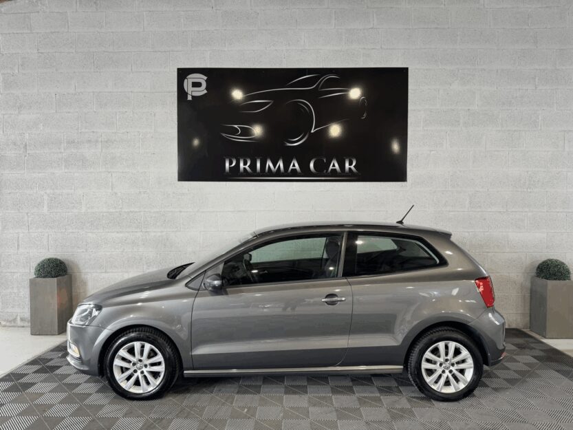 Voiture VOLKSWAGEN POLO