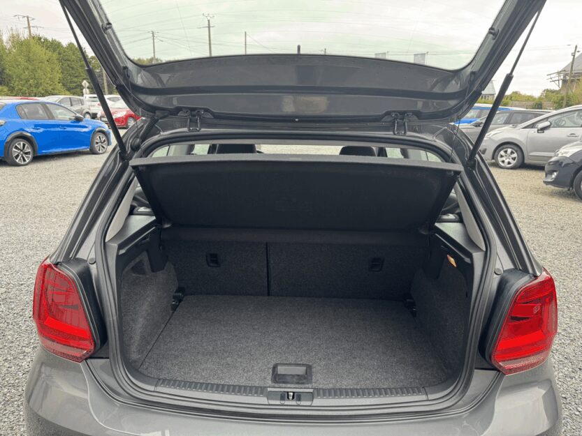 Voiture VOLKSWAGEN POLO