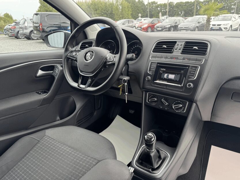 Voiture VOLKSWAGEN POLO