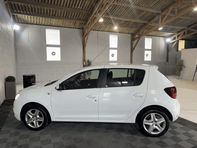 Voiture DACIA SANDERO