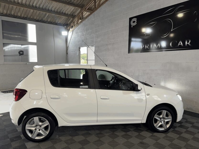 Voiture DACIA SANDERO