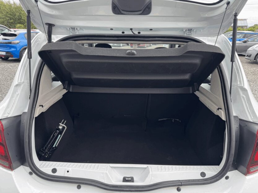 Voiture DACIA SANDERO