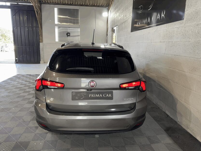 Voiture FIAT TIPO SW