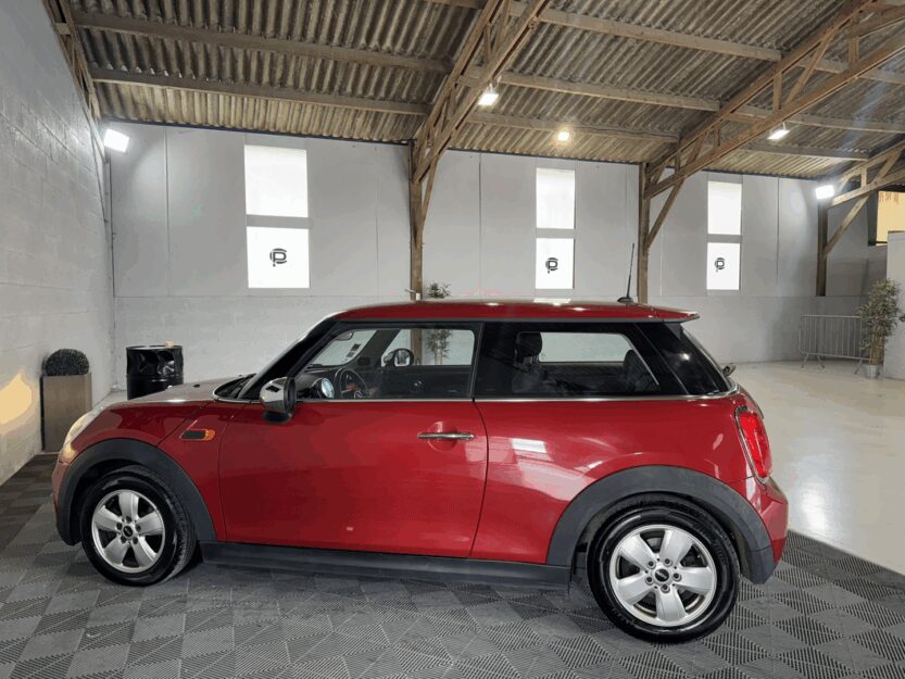 Voiture MINI MINI
