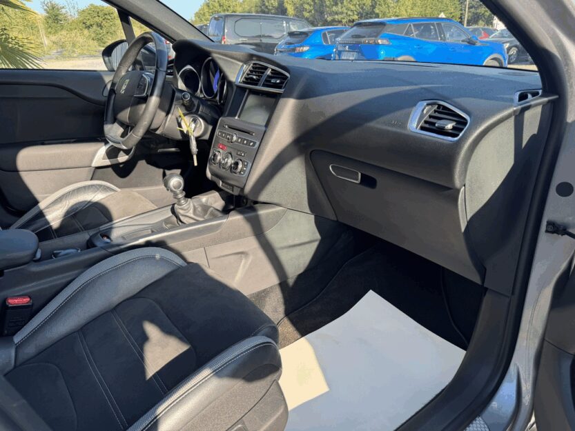 Voiture DS DS 4