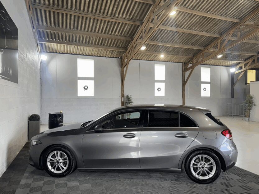 Voiture MERCEDES CLASSE A