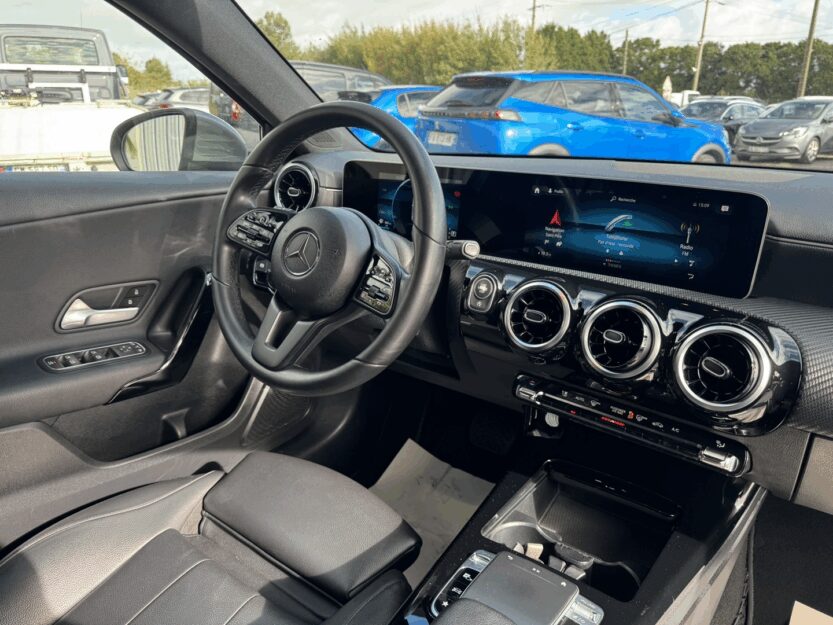 Voiture MERCEDES CLASSE A