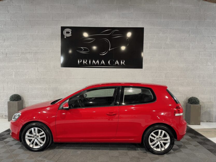 Voiture VOLKSWAGEN GOLF VI