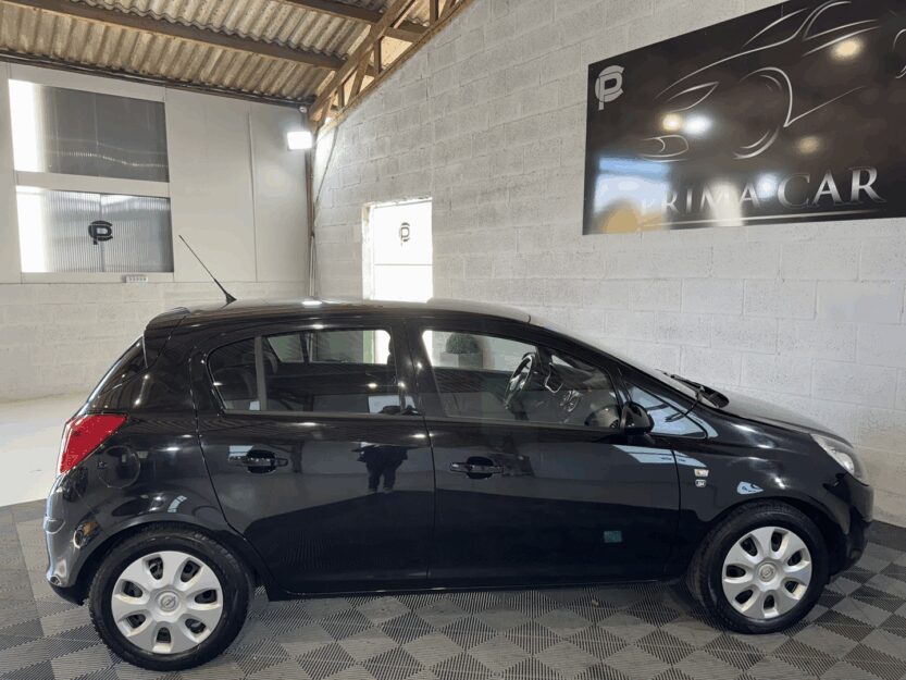 Voiture OPEL CORSA