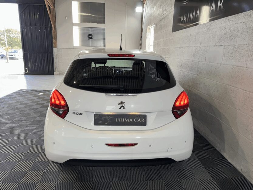 Voiture PEUGEOT 208