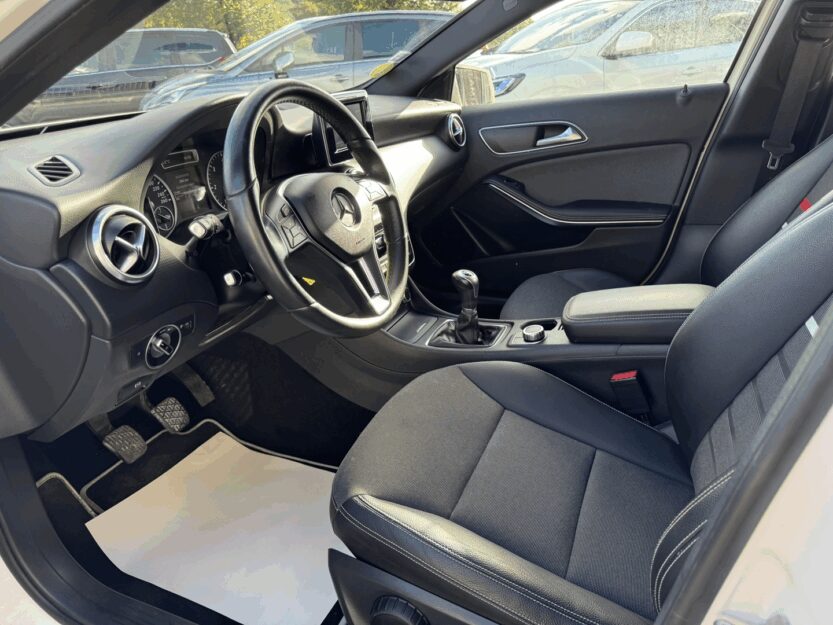 Voiture MERCEDES CLASSE A