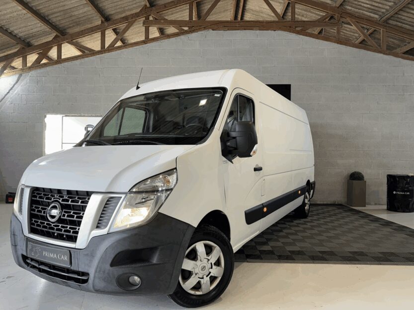 Voiture NISSAN NV400 FG