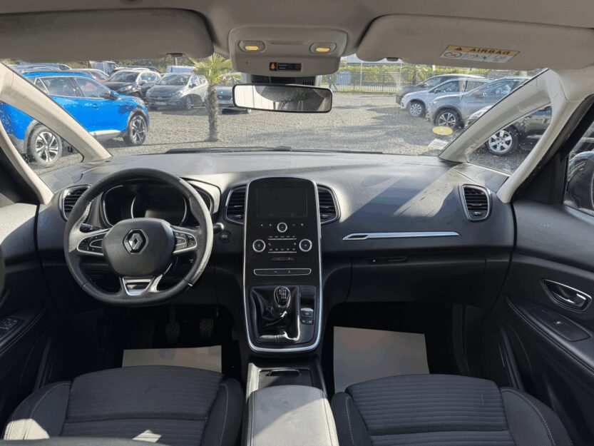 Voiture RENAULT SCENIC IV