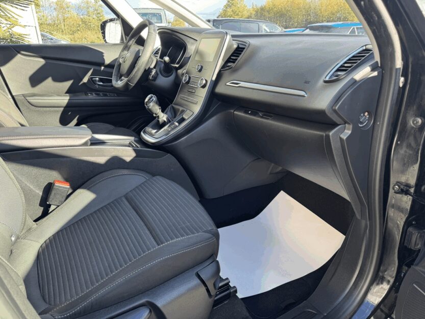 Voiture RENAULT SCENIC IV