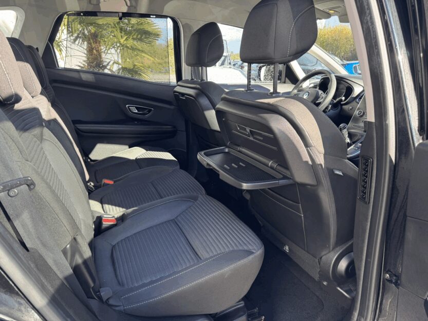 Voiture RENAULT SCENIC IV