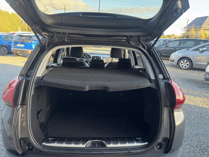 Voiture PEUGEOT 2008