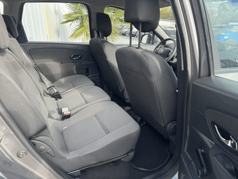 Voiture RENAULT SCENIC III