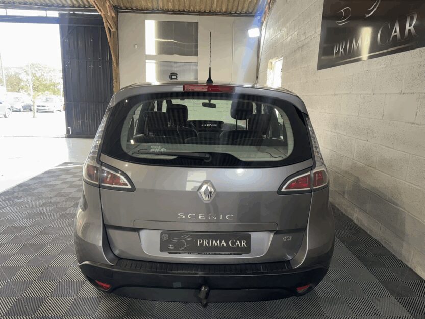 Voiture RENAULT SCENIC III