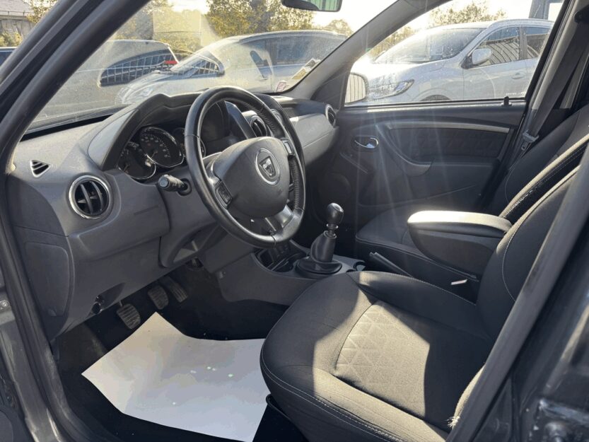 Voiture DACIA DUSTER