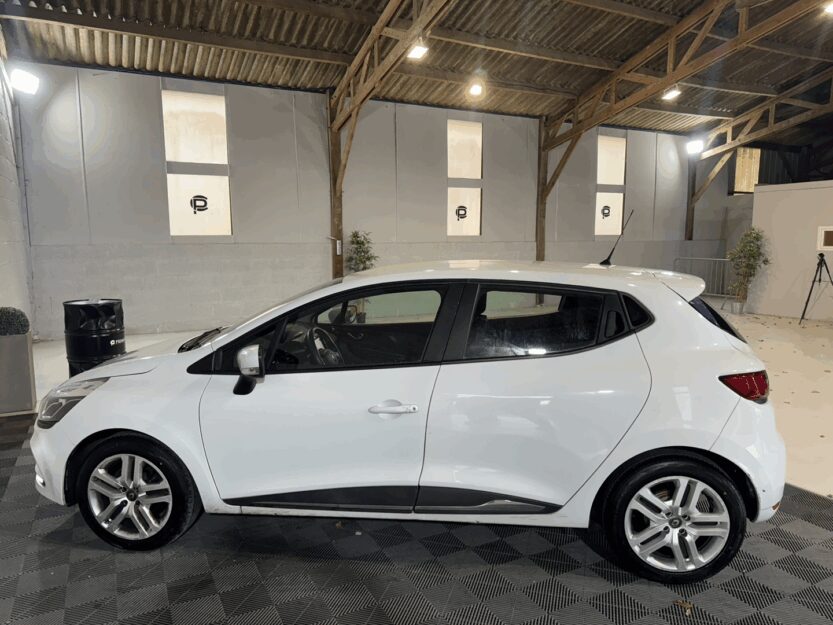 Voiture RENAULT CLIO IV