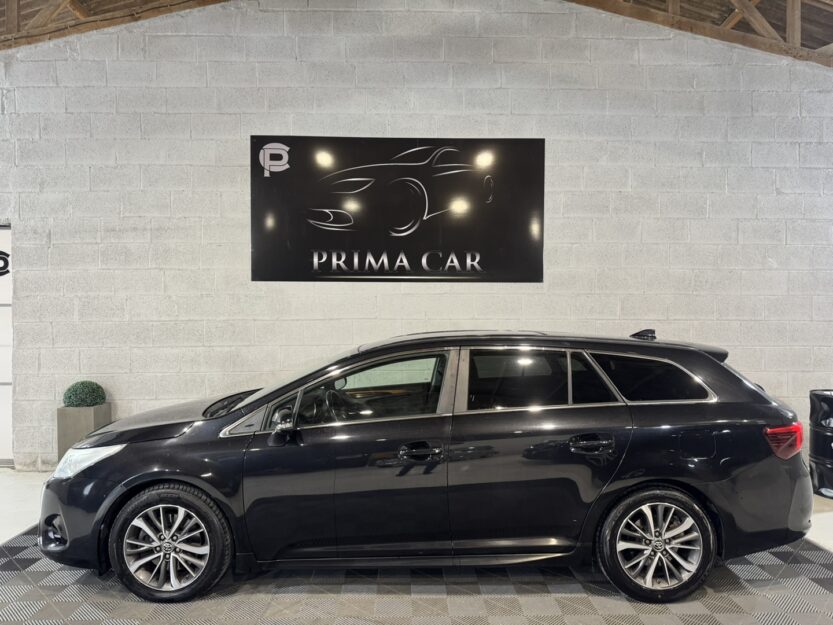 Voiture TOYOTA AVENSIS TOURING SPT