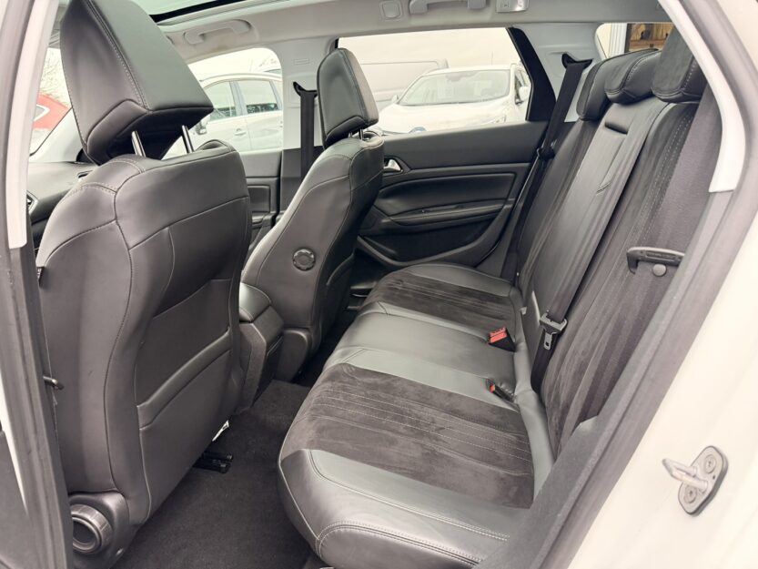 Voiture PEUGEOT 308 SW