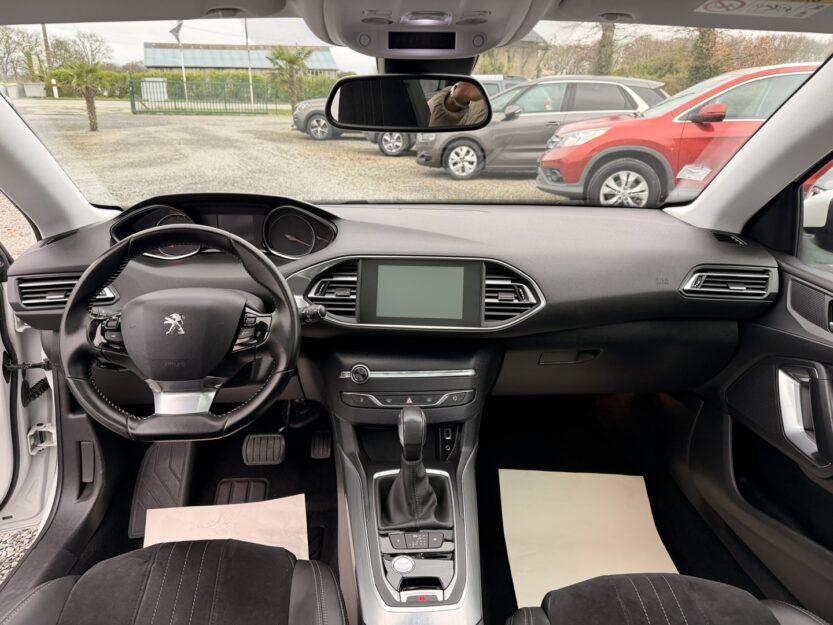 Voiture PEUGEOT 308 SW