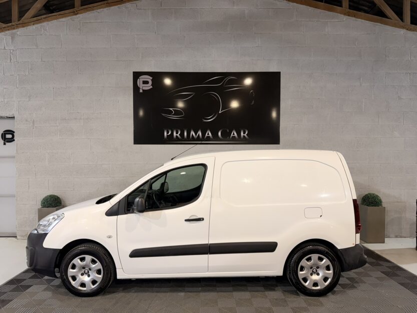 Voiture PEUGEOT PARTNER